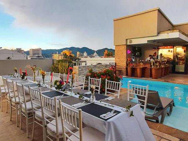 Guacharaca Roof Top restaurant Alko Hoteles