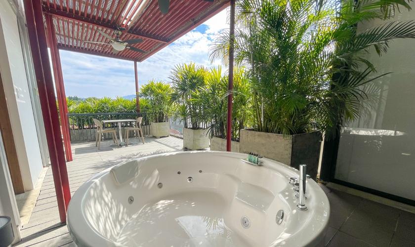 Presidential Suite with Jacuzzi Alko Hotel Integrado Cali Presidential Suite with Jacuzzi Alko Hotel Integrado Cali