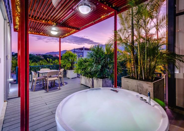 Presidential Suite with Jacuzzi  Alko Hotel Integrado Cali Presidential Suite with Jacuzzi  Alko Hotel Integrado Cali